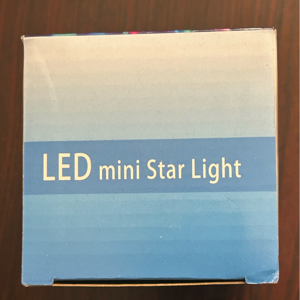 LED Mini Star Light Projector - Picture 3 of 4